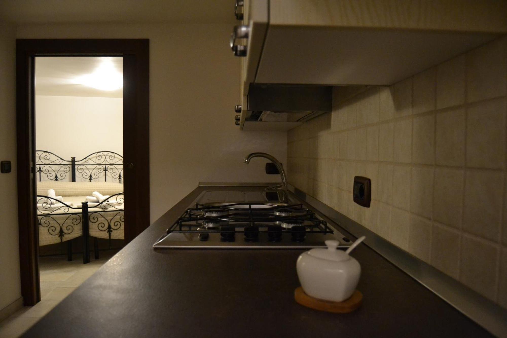 Al Borgo Antico Ristorante E B&B Crispiano Esterno foto