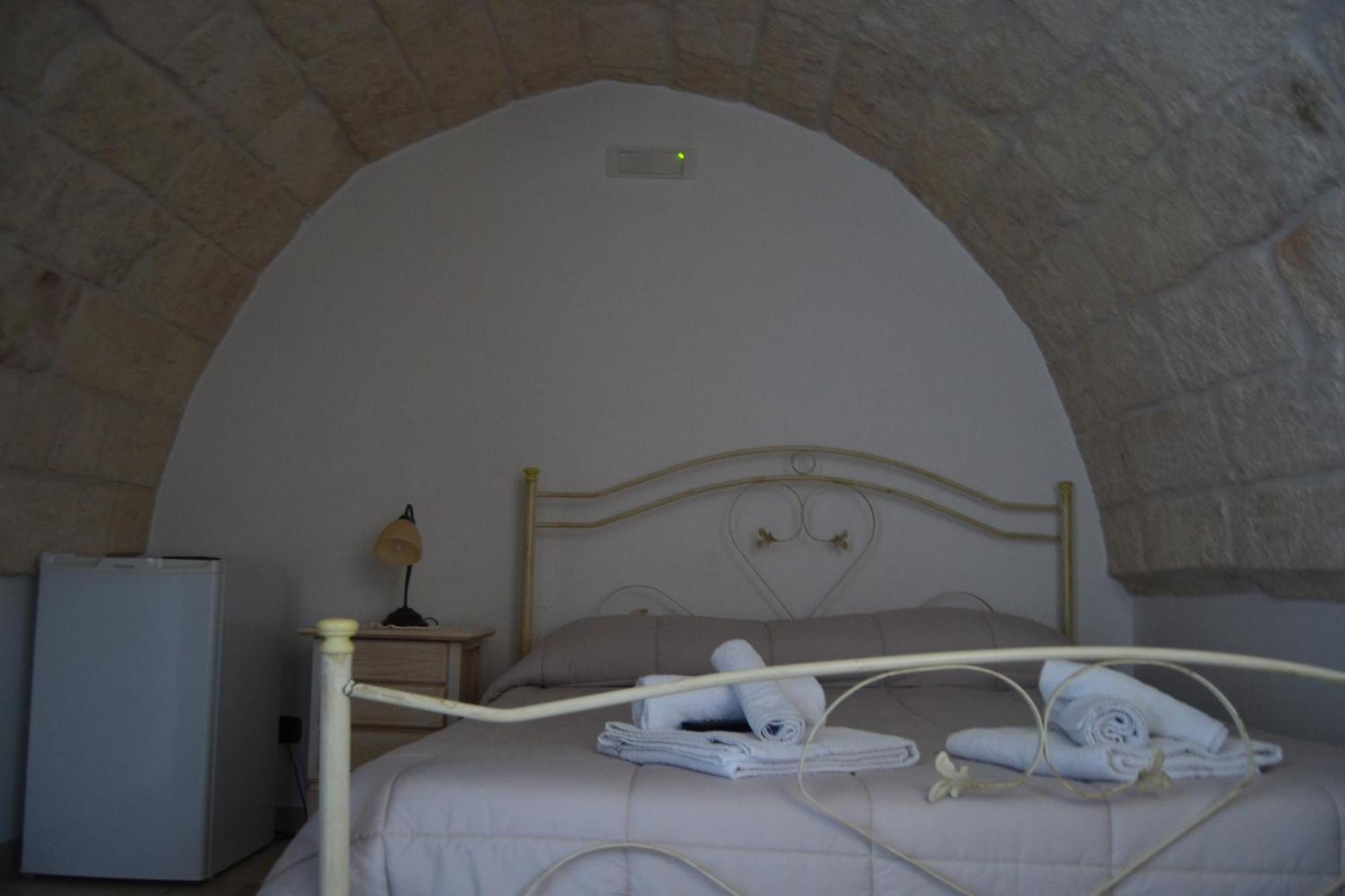Al Borgo Antico Ristorante E B&B Crispiano Esterno foto